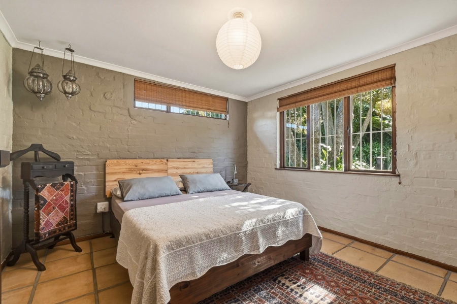 5 Bedroom Property for Sale in Constantia Western Cape
